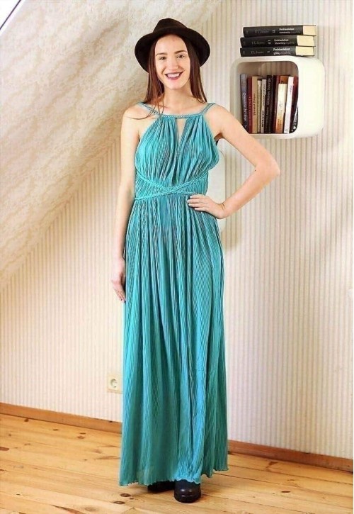 Green mermaid maxi pleated open back dress